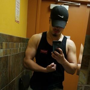 Meet your Posher, Louis